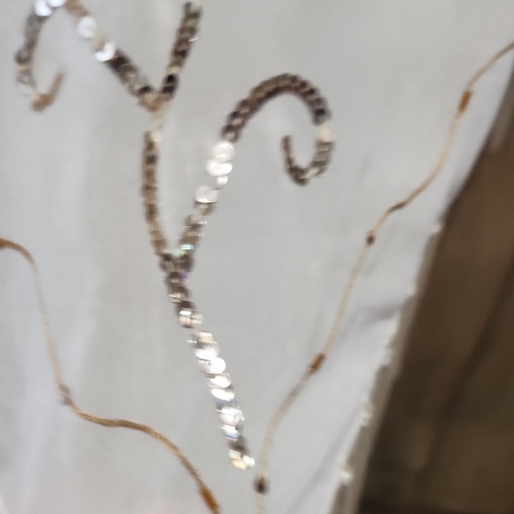 Vintage Floral Embroidered Fringe Wrap Scarf EUC - Picture 4 of 5